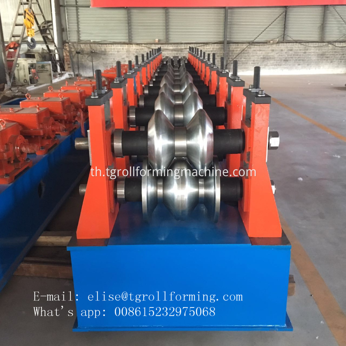 highway guardrail machine